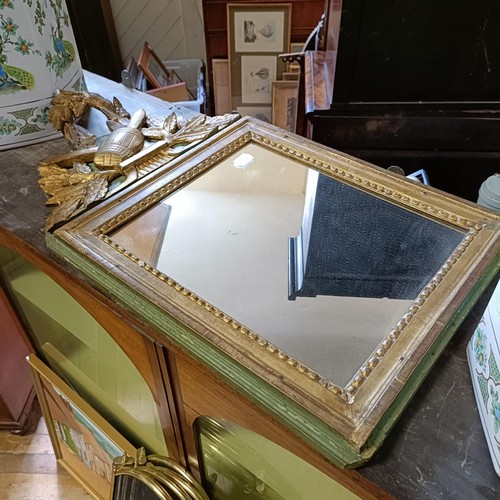 937 - A mahogany bookcase cabinet top, 50 cm wide, a mirror, a spark guard, two lamps and two pictures (8)