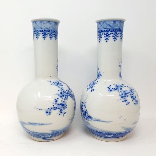 558 - A pair of Japanese blue and white vases, 30 cm high, and assorted other items (box)