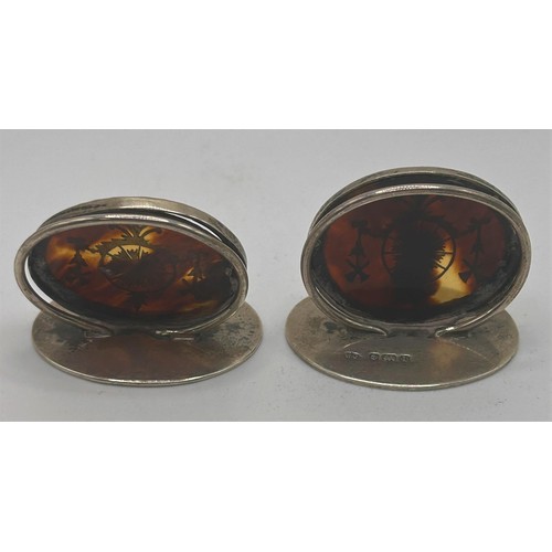 72 - A pair of Edwardian silver and tortoiseshell menu holders, William Comyns, Birmingham 1910