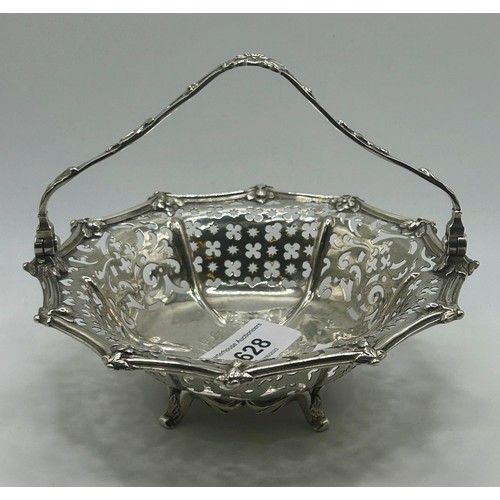 58 - A George III silver swing handled basket, with pierced decoration, marks incomplete, 6.6 ozt, 15 cm ... 