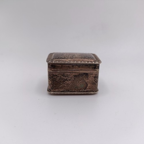 120 - An early 19th century nutmeg grater, of rectangular form, initalled, Birmingham 1816, 3 cm wide