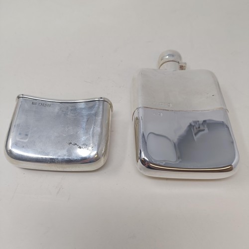 210 - An Edwardian silver hip flask, with detachable cup, London 1901, 7 ozt, 15 cm high