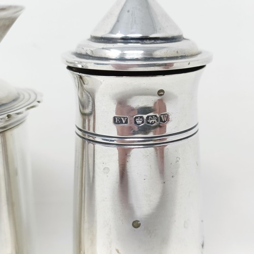 7 - A George VI silver three piece cruet, Sheffield 1939, 7.9 ozt