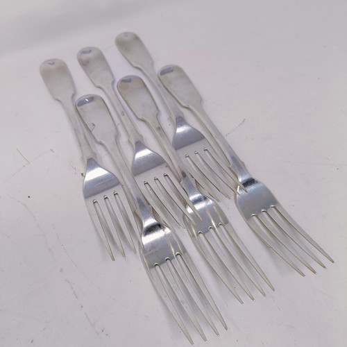 41 - A set of six William IV silver fiddle pattern forks, Newcastle 1801 13.0 ozt