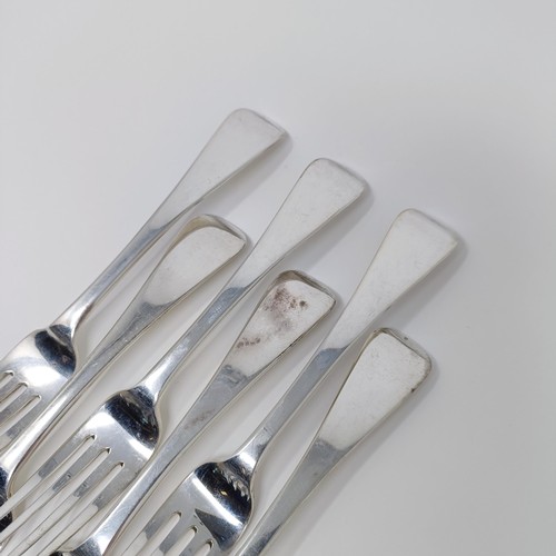 133 - A set of six William IV silver old English pattern forks, London 1833