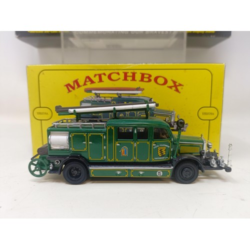 424 - A Corgi American Lafrance, No 97321, other die-cast fire engines and trucks (box)