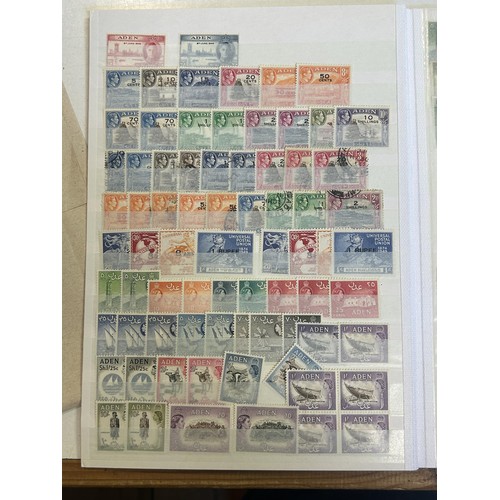 43 - Aden- Fine unused and used collection on stockcards with Dhows to 1r, GVI to 10r and 10/-, QE2 set t... 