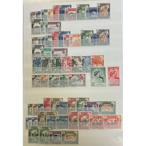 43 - Aden- Fine unused and used collection on stockcards with Dhows to 1r, GVI to 10r and 10/-, QE2 set t... 