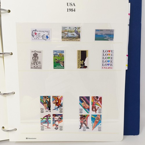 3 - An USA collection of stamps, mostly mint, and including mini-sheets, in six albums (6)