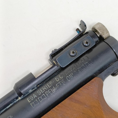 255 - An American air pistol