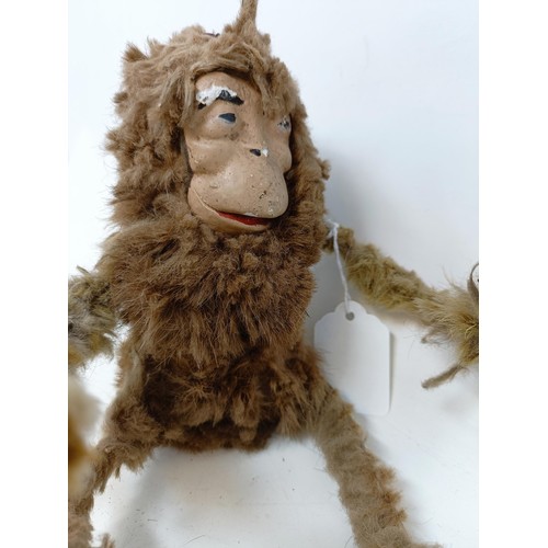 447 - A wire and fur monkey