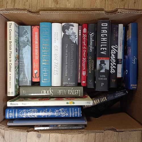 336A - A large group of assorted books (18 boxes)