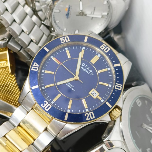 357 - A large group of assorted watches