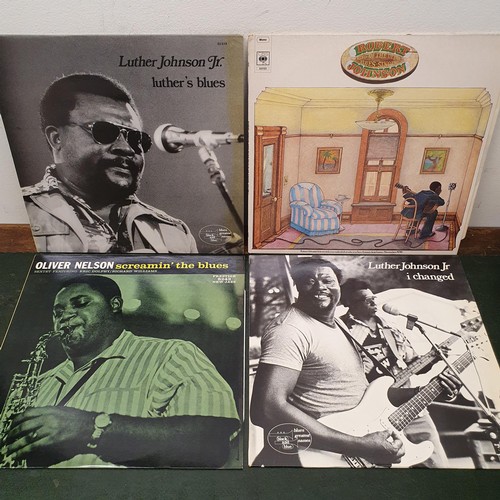 407 - Muddy Waters, I’m Ready, vinyl LP record, and assorted other Blues records  
Provenance: From a larg... 