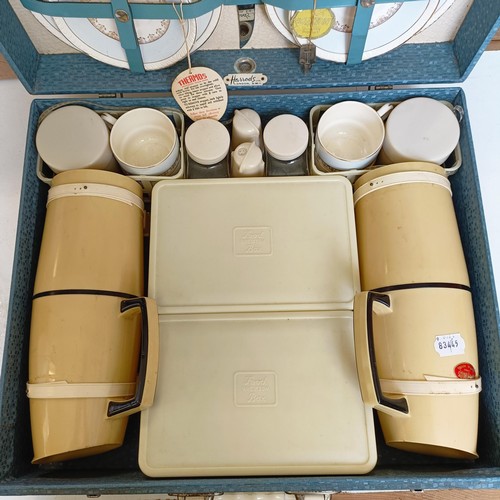 1003 - A Brexton picnic set, retailed by Harrods, virtually unused, 50 cm wide