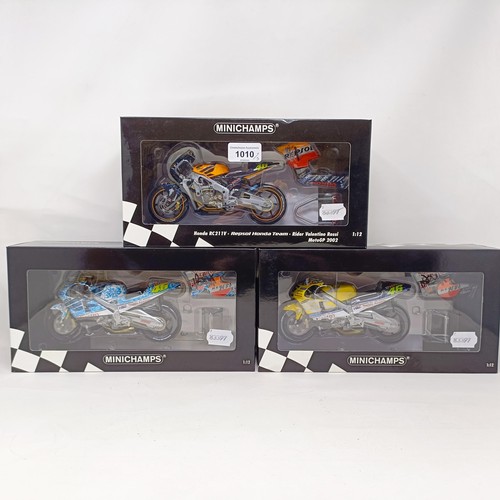 1010 - A Minichamps 1:12 scale Honda NSR 500 Mugello 2001 limited edition Valentino Rossi signed motorcycle... 