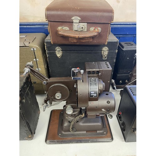 515 - A Victor portable projector, assorted projectors and related items (qty)  Provenance:  From a vast s... 