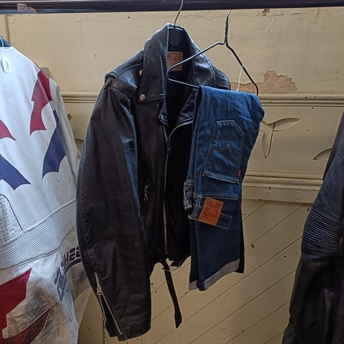 1145 - An Excelled (USA) leather jacket, and a pair of Levi 501 jeans, W30 L32 (2)