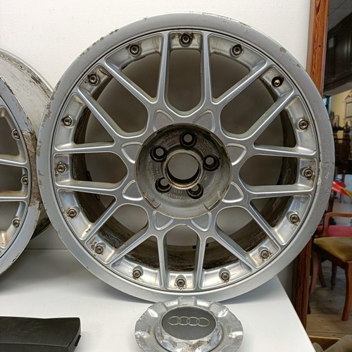 1140 - A set of four Audi TT Mk I 18 inch BBS alloy wheels, five bolt, including the centre caps and wheel ... 