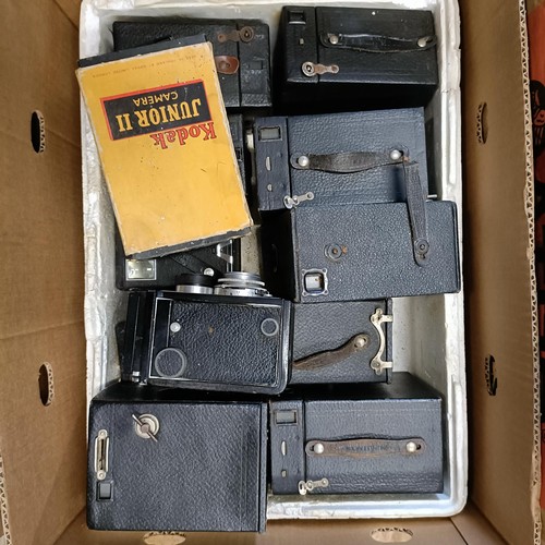 584 - A Kodak Junior II box camera and assorted other box cameras (2 boxes)  Provenance:  From a vast sing...