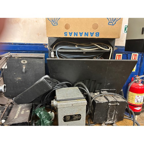 506 - A Heuitier projector, assorted projectors and other items (qty)  Provenance:  From a vast single own... 