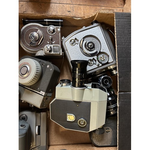 544 - A Keystone 27 Capri cine camera, assorted other cine cameras and related items (box)  Provenance:  F... 