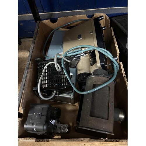 518 - An Aldis slide projector, assorted other projectors and related items (qty)  Provenance:  From a vas... 