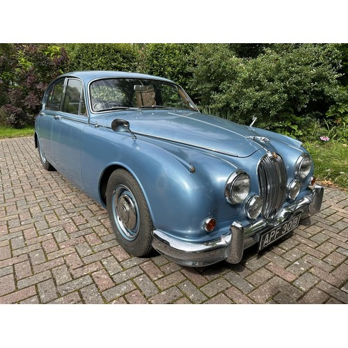 41 - 1964 Jaguar Mk II 2.4 MOD
Registration number APF 301B
Chassis number 116774DN
Engine number BJ.2258...