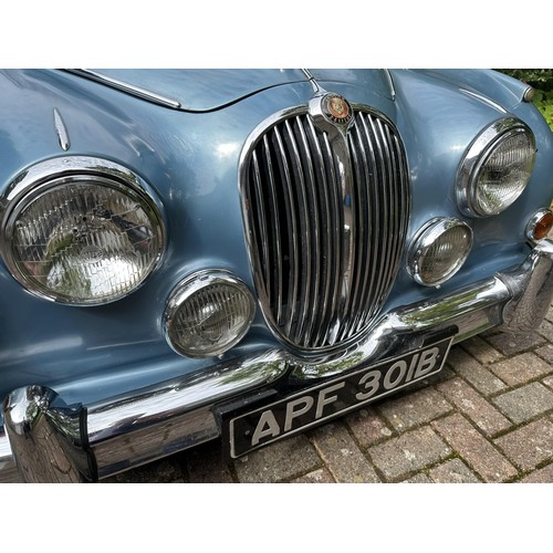 41 - 1964 Jaguar Mk II 2.4 MOD
Registration number APF 301B
Chassis number 116774DN
Engine number BJ.2258...