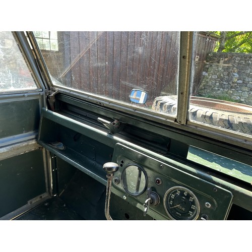 45 - 1954 Land Rover Series I 86 inch
Registration number WSV 989
Chassis number 47102066
Engine number 4...