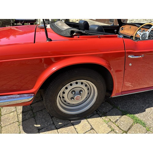 47 - 1975 Triumph TR6
Registration number HME 10N
Chassis number CR62970
Engine number CR004204HE
Red wit...