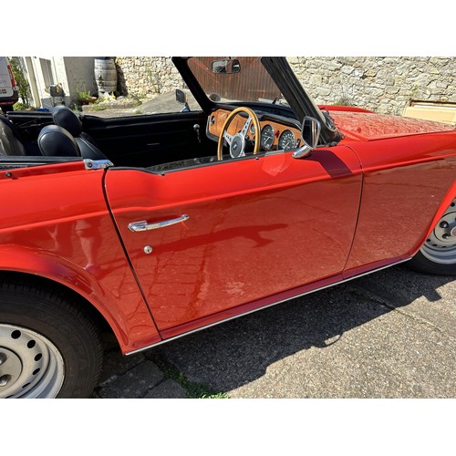 47 - 1975 Triumph TR6
Registration number HME 10N
Chassis number CR62970
Engine number CR004204HE
Red wit...