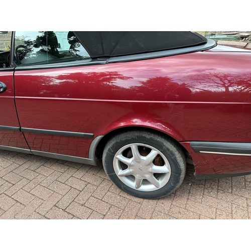 5 - 1995 Saab 900 SE Convertible
Registration number M90 OSP
Chassis number YS3DE7503S7010871
Engine num...