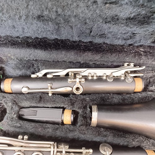 485 - A Montreux clarinet, cased