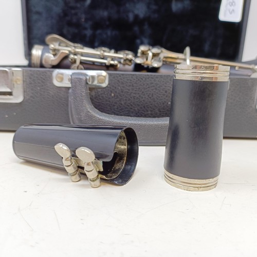 485 - A Montreux clarinet, cased