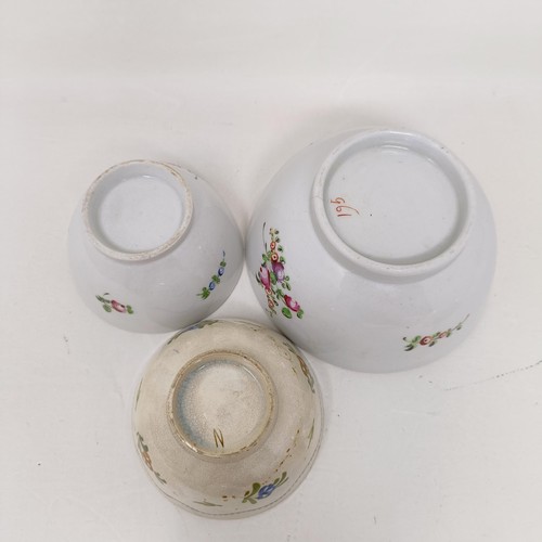 1560 - A 19th century tea bowl and saucer, a cup and saucer, and four other tea bowls (9)