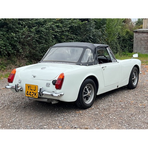 55 - 1972 MG Midget
Registration number YLJ 442K
1275 cc engine
Glacier white with a navy blue interior
P...