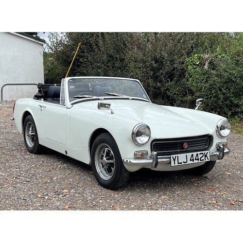 55 - 1972 MG Midget
Registration number YLJ 442K
1275 cc engine
Glacier white with a navy blue interior
P...