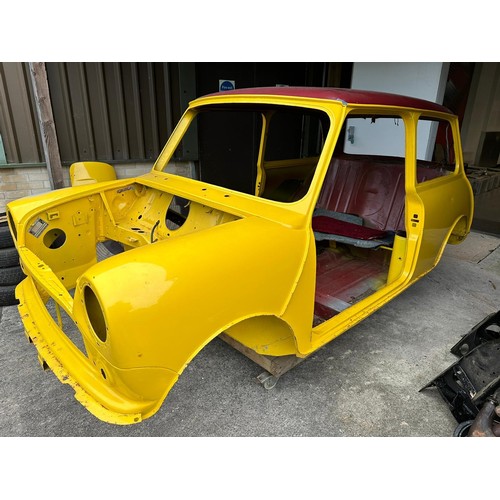 2 - 1984 Mini project
Being sold without reserve
Yellow
Restoration project disassembled
First Mini with...