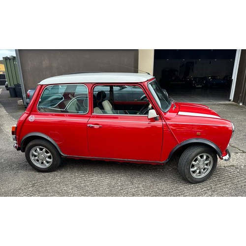 37A - 1997 Rover Mini Cooper MPi
Best bid to be submitted
Registration number R604 SOJ
Red with a white ro...