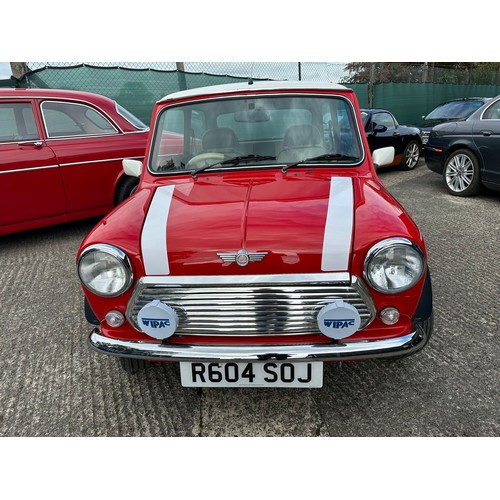 37A - 1997 Rover Mini Cooper MPi
Best bid to be submitted
Registration number R604 SOJ
Red with a white ro...