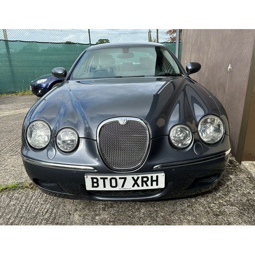 22A - 2007 Jaguar S-Type SE TD
Being sold without reserve
Registration number BT07 XRH
Chassis number SAJA...