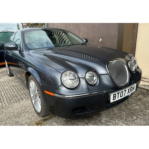 22A - 2007 Jaguar S-Type SE TD
Being sold without reserve
Registration number BT07 XRH
Chassis number SAJA...