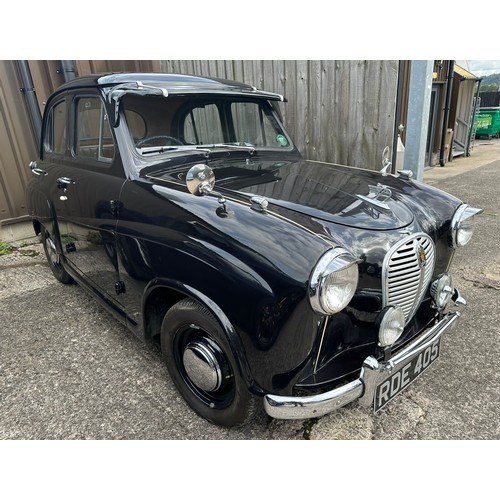 58 - 1953 Austin A30
Registration number RDE 405
Black with a tan interior
Low mileage and ownership
Fitt... 