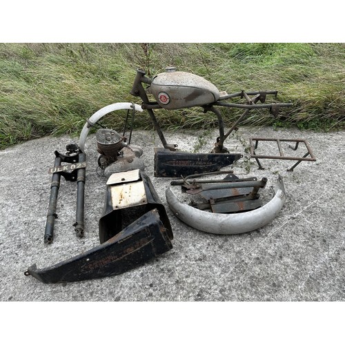 50 - 1957 Francis Barnett Falcon project
Registration number ULK 823
Frame number YSM-84109
Engine number...