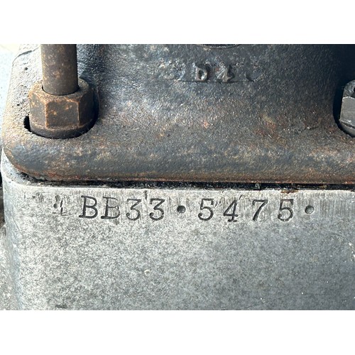 60 - 1954 BSA B31 
Frame number CB31 7960
Engine number BB33 5475
With a B33 engine
Unfinished project...