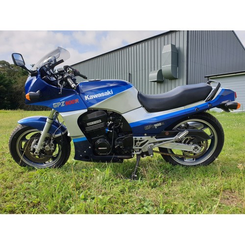 1985 Kawasaki GPZ900 Registration number B269 PVT Frame number ZX900-022116  Engine number ZX900AE-03