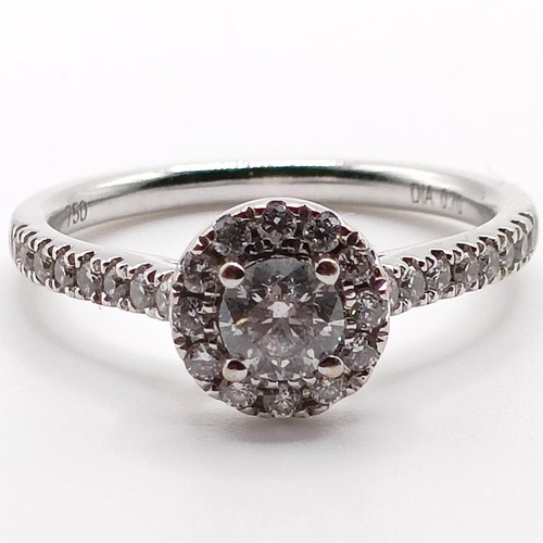 749 - An 18ct white gold and diamond ring, ring size N