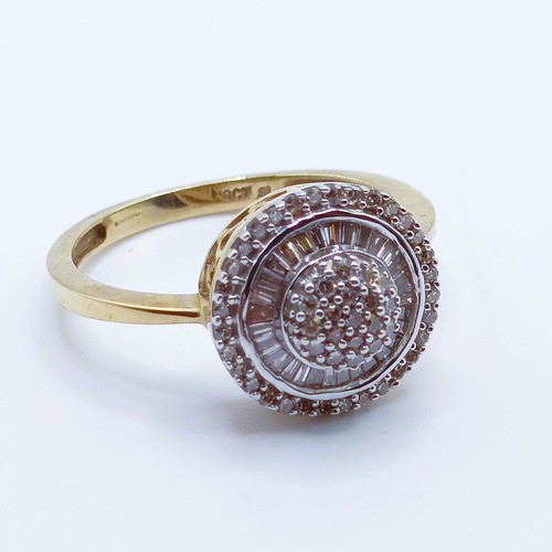 918 - A 9ct gold and diamond cluster ring, ring size S