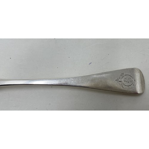 1238 - A set of eleven Victorian silver Old English pattern dessertspoons, London 1862, 17.1 ozt